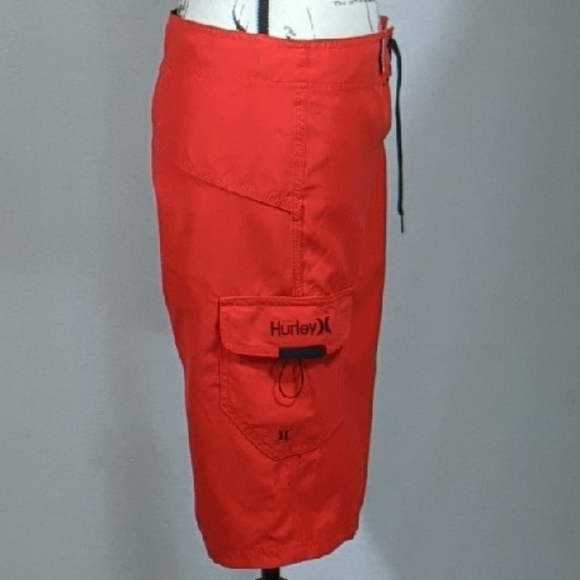 Hurley - Picture 4 of 8